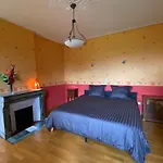 Maison De Campagne Sainte Barbe Vila