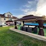 Maison De Campagne Sainte Barbe *