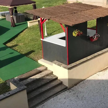 Вилла Sainte Barbe *